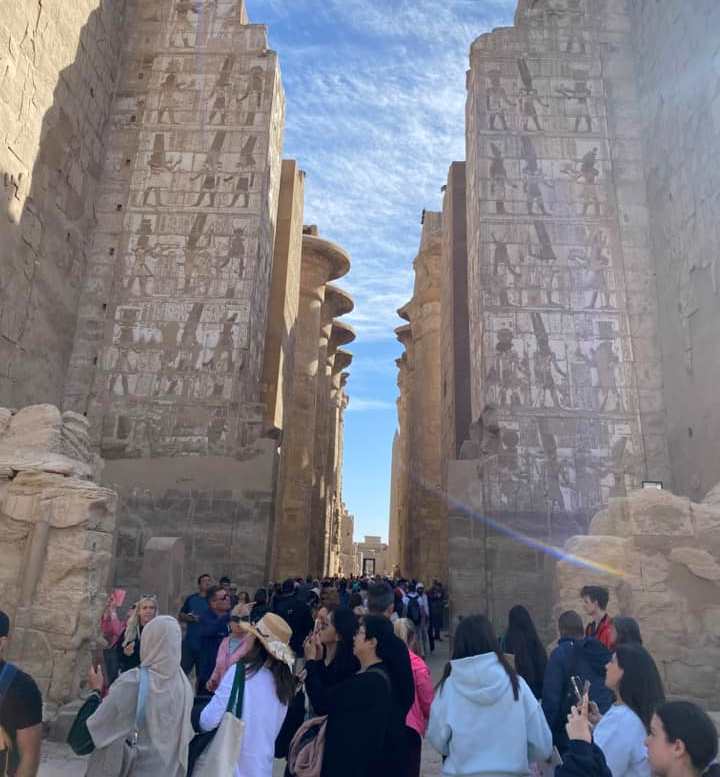 - زيارات للمعالم الأثرية والسياحية حول مدينة الأقصر قبل رأس السنة الميلادية - زيارات للمعالم الأثرية والسياحية حول مدينة الأقصر قبل رأس السنة الميلادية