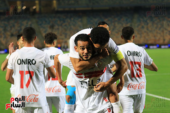 احتفال نبيل عماد دونجا لاعب الزمالك (3)