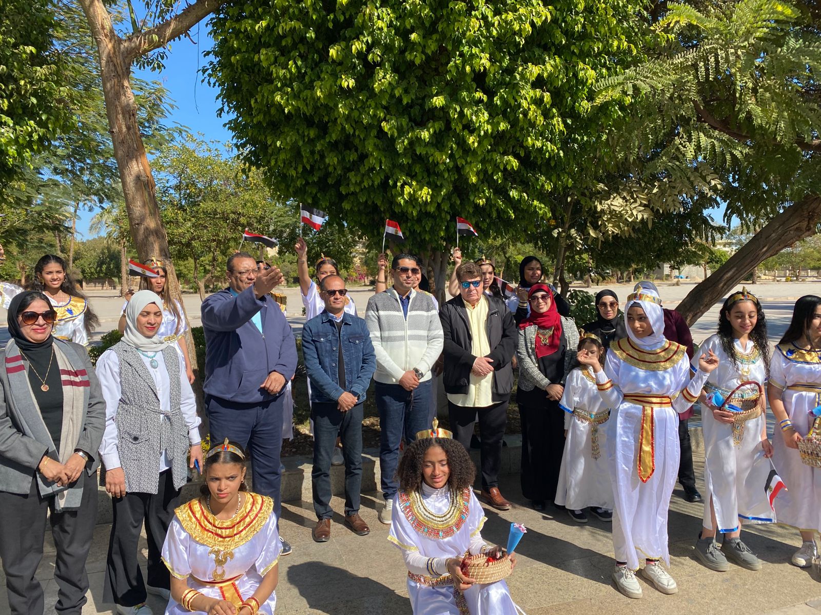 فعالية العام الجديد ضمن فعاليات ظواهر سياحية بالكرنك فعالية العام الجديد ضمن فعاليات ظواهر سياحية بالكرنك