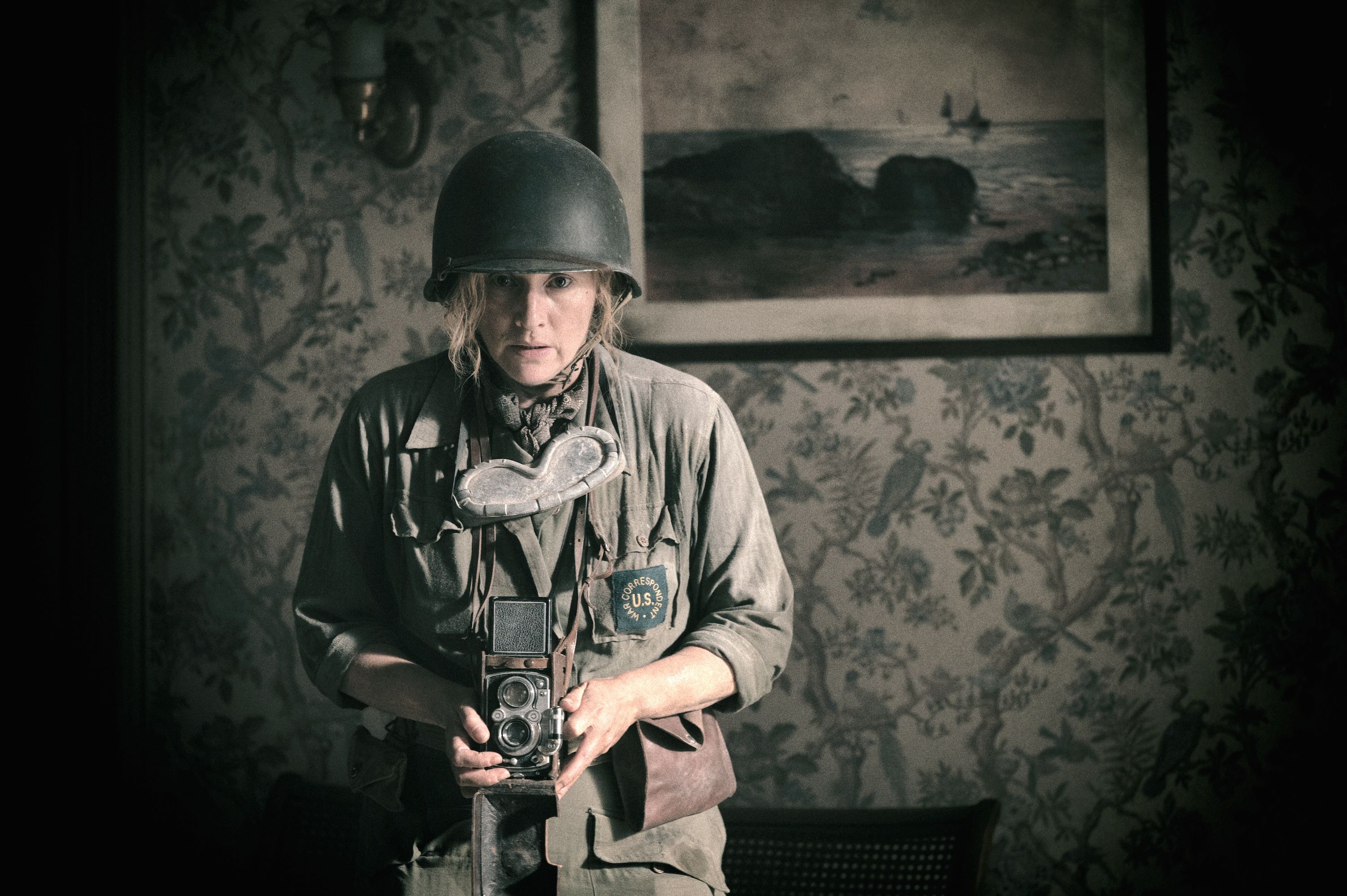 lee-Kate_Winslet_as_Lee_Miller_in_LEE_Sky_UK_Brouhaha_Lee_Limited_2023_d95a793222_rgb lee-Kate_Winslet_as_Lee_Miller_in_LEE_Sky_UK_Brouhaha_Lee_Limited_2023_d95a793222_rgb