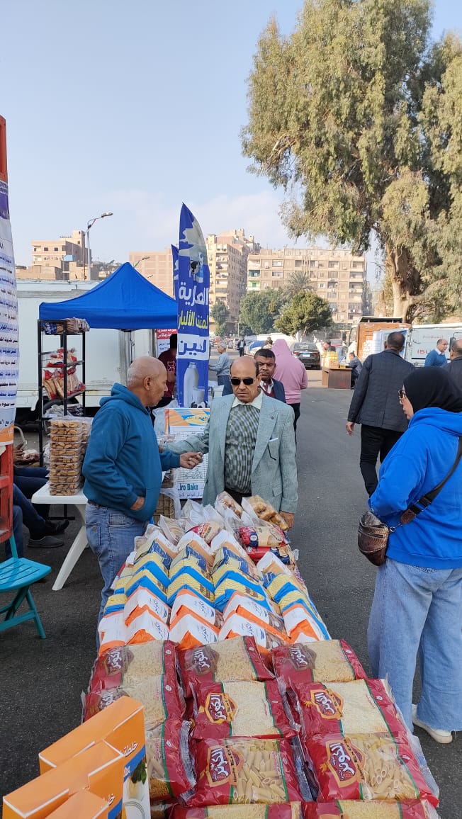 سوق اليوم الواحد بشارع الصوامع بإمبابة