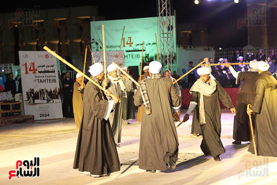 جانب من-التحطيب-عروض-في-افتتاح-فعاليات-المهرجان جانب من-التحطيب-عروض-في-افتتاح-فعاليات-المهرجان