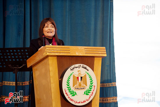 الإعلامية-نهال-كمال-أرملة-الابنودى