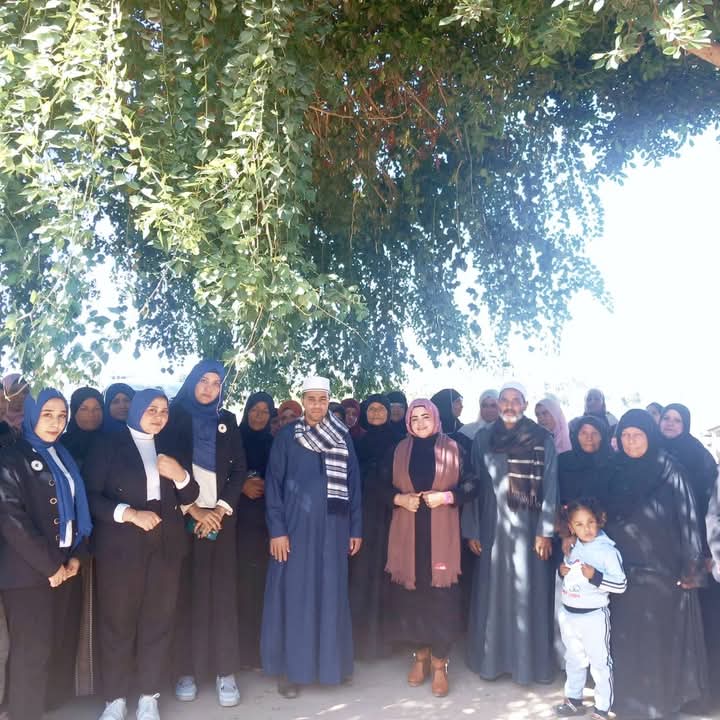 حضور ندوة توعوية للحد من غلاء المهور بجزيرة أرمنت في الطود