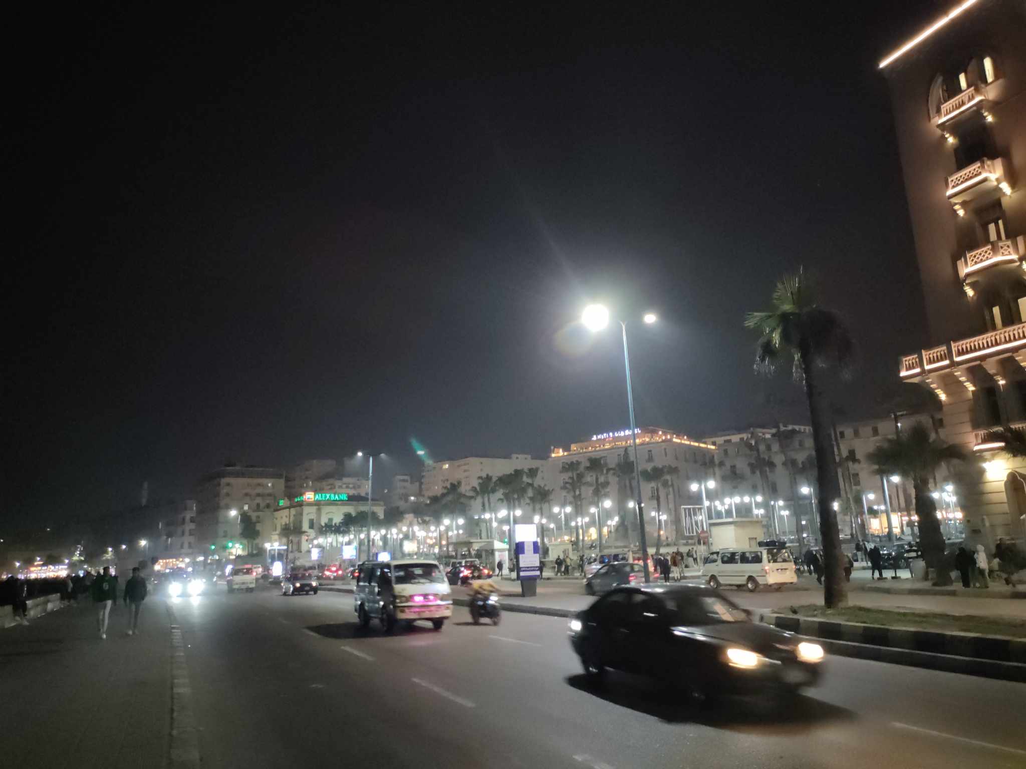 طقس الإسكندرية ودرجات الحرارة ليلا