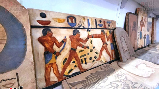 لوحات-فرعونية-مصنوعة-بأيادي-مصرية