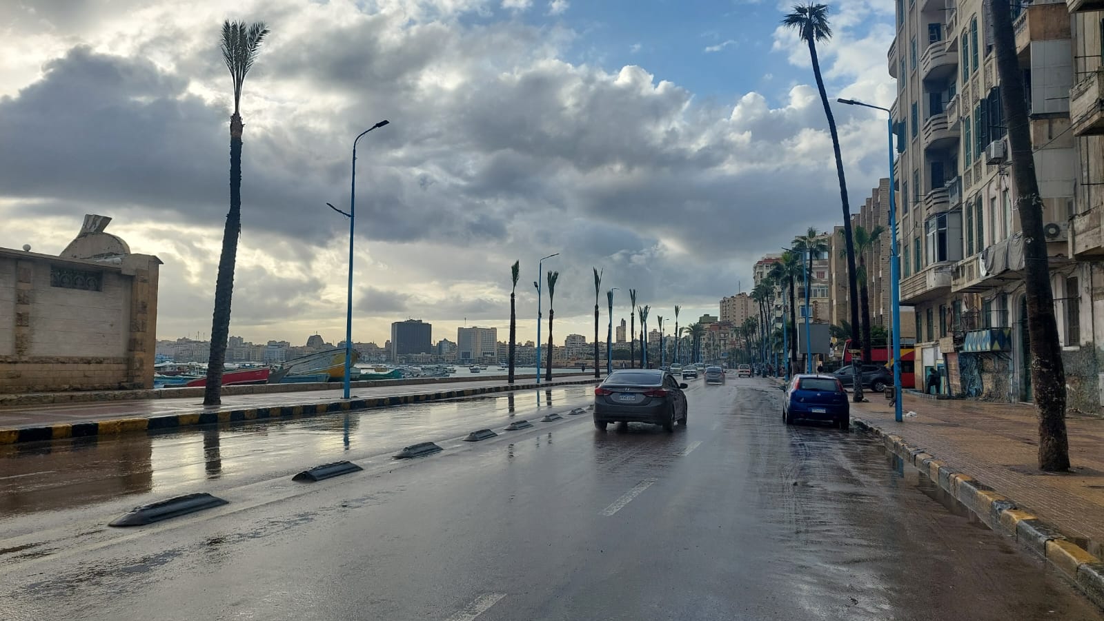 الامطار على كورنيش الاسكندرية 8
