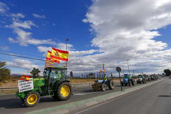 مظاهرات-فى-جميع-أنحاء-أسبانيا