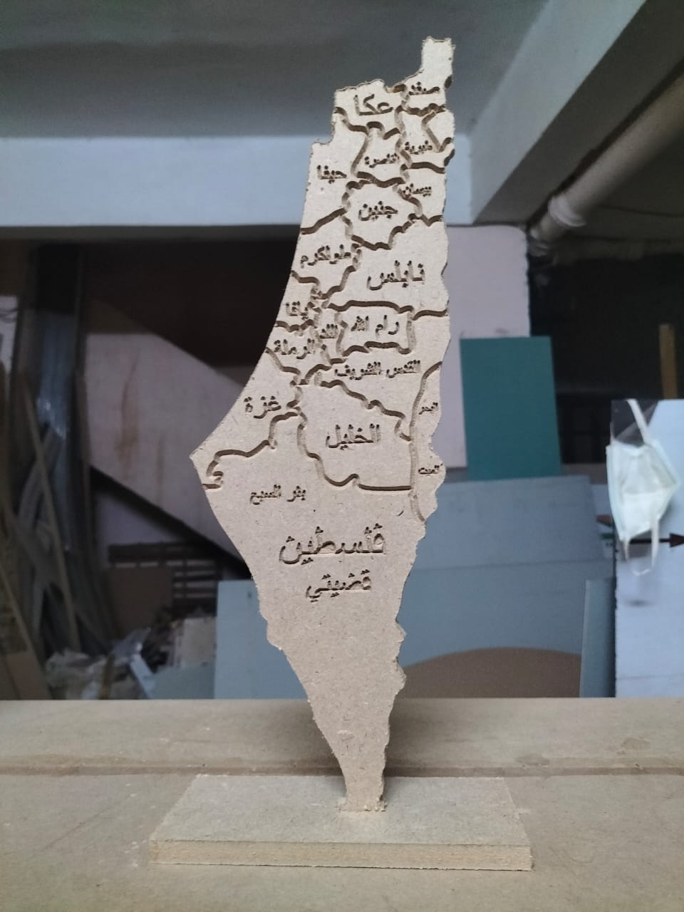 خريطة فلسطين من الخشب