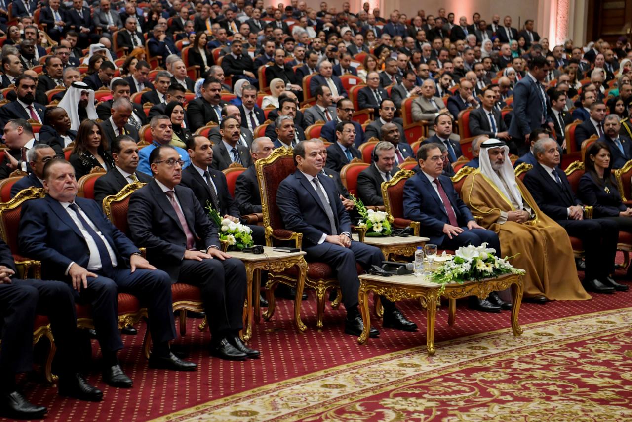 الرئيس السيسى خلال افتتاح مؤتمر ومعرض ايجبس 2024 (7)
