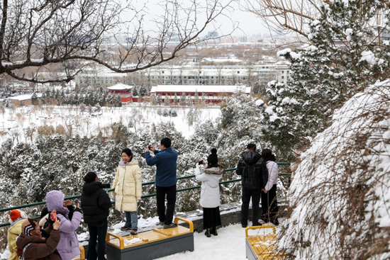 تساقط الثلوج في بكين (2)