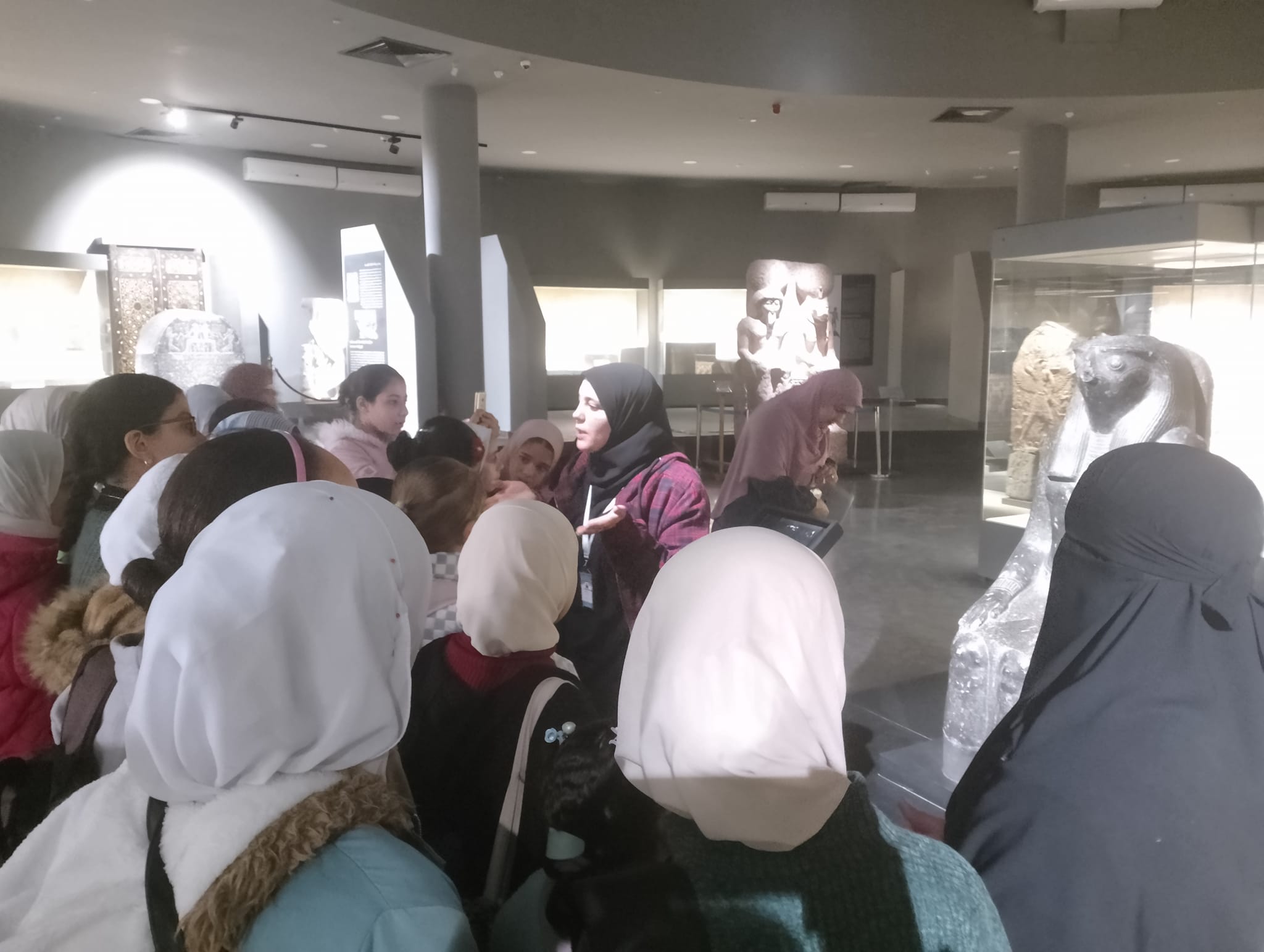 الحضور خلال  احتفاليى متحف كفر الشيخ بتعامد الشمس على وجه الملك رمسيس الثاني