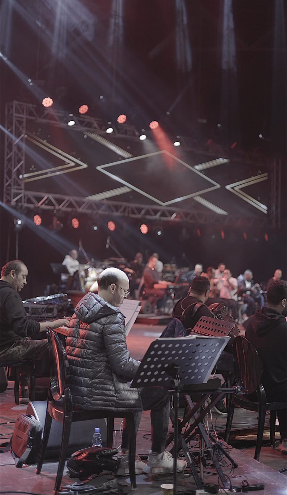 بروفة الفرقة الموسيقية والتجهيزات النهائية لحفل شيرين عبد الوهاب (10)