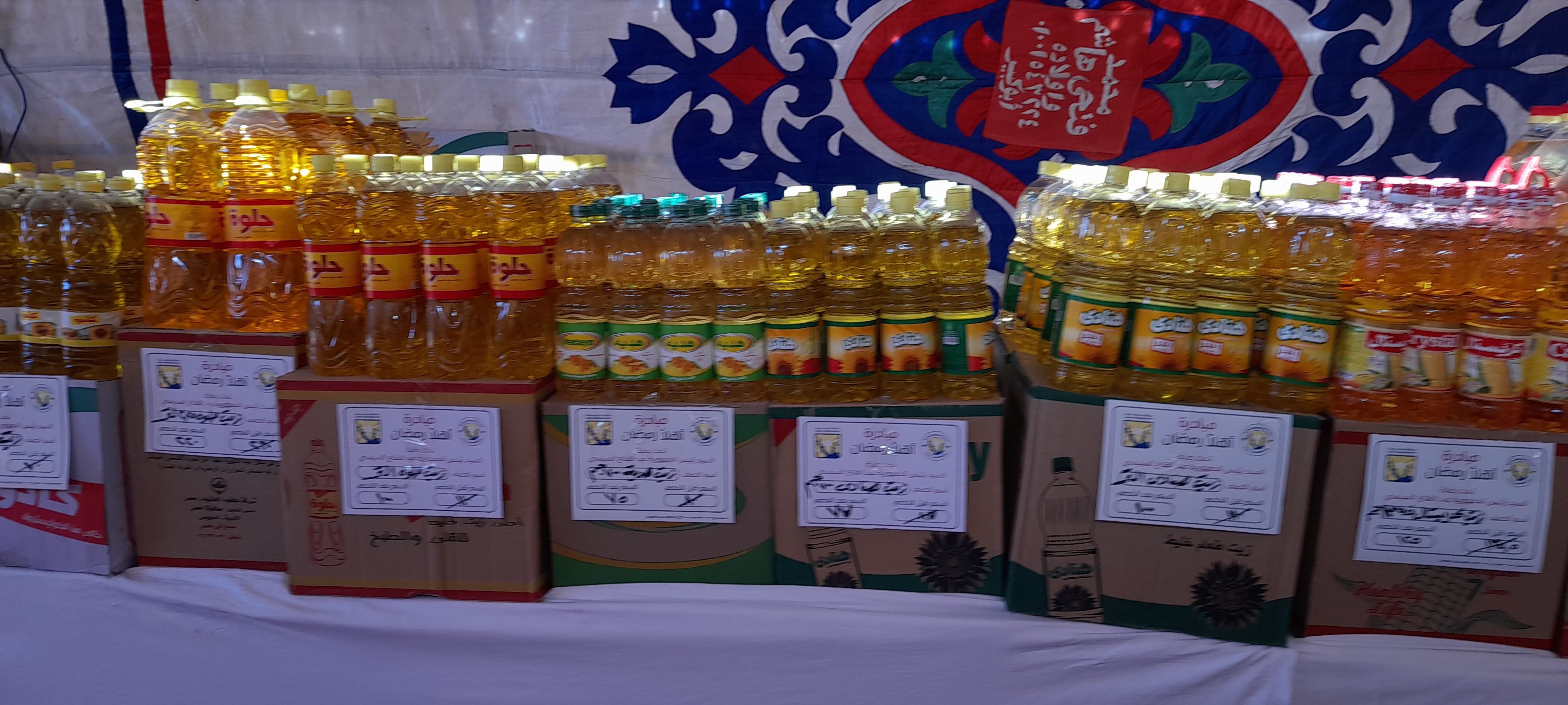 محافظ جنوب سيناء أثناء افتتاح معرض اهلا رمضان بمدينة أبورديس  (1)