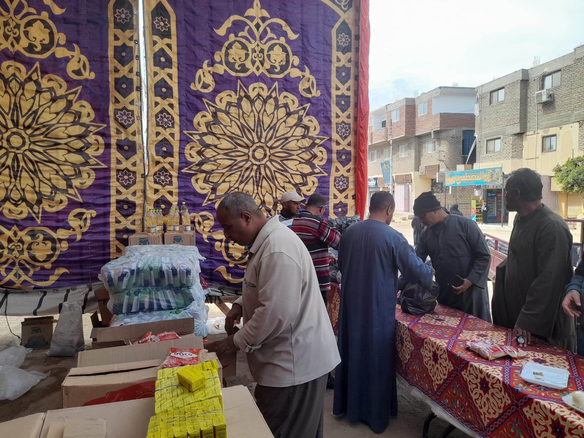معرض جديد أهلاً رمضان لأهالى مدينة الطود بأسعار مخفضة