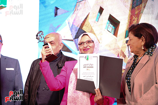 حفل توزيع جوائز مسابقة فاروق حسني للفنون  (21)