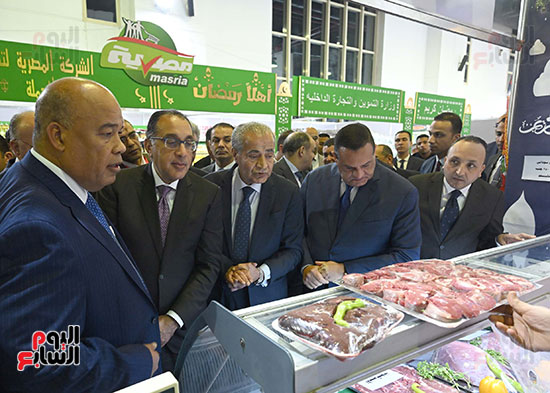 رئيس الوزراء يفتتح معرض أهلا رمضان الرئيسى فى مدينة نصر (7)