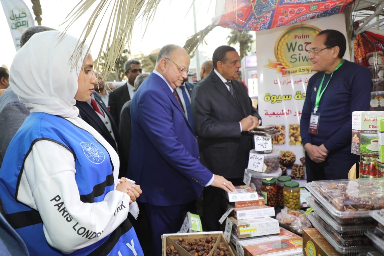     مهرجان القاهرة الدولي للتمور والسلع الرمضانية (8)