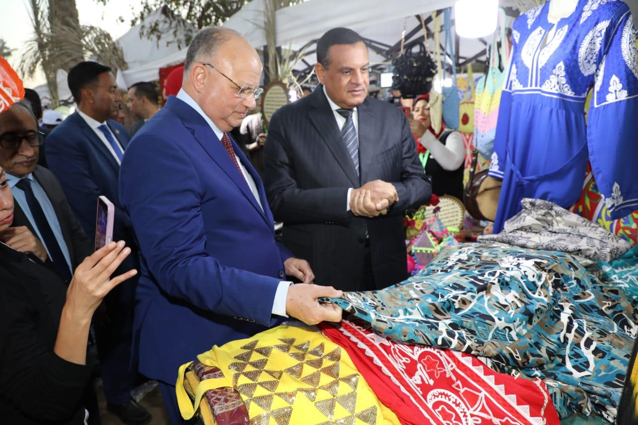     مهرجان القاهرة الدولي للتمور والسلع الرمضانية (6)