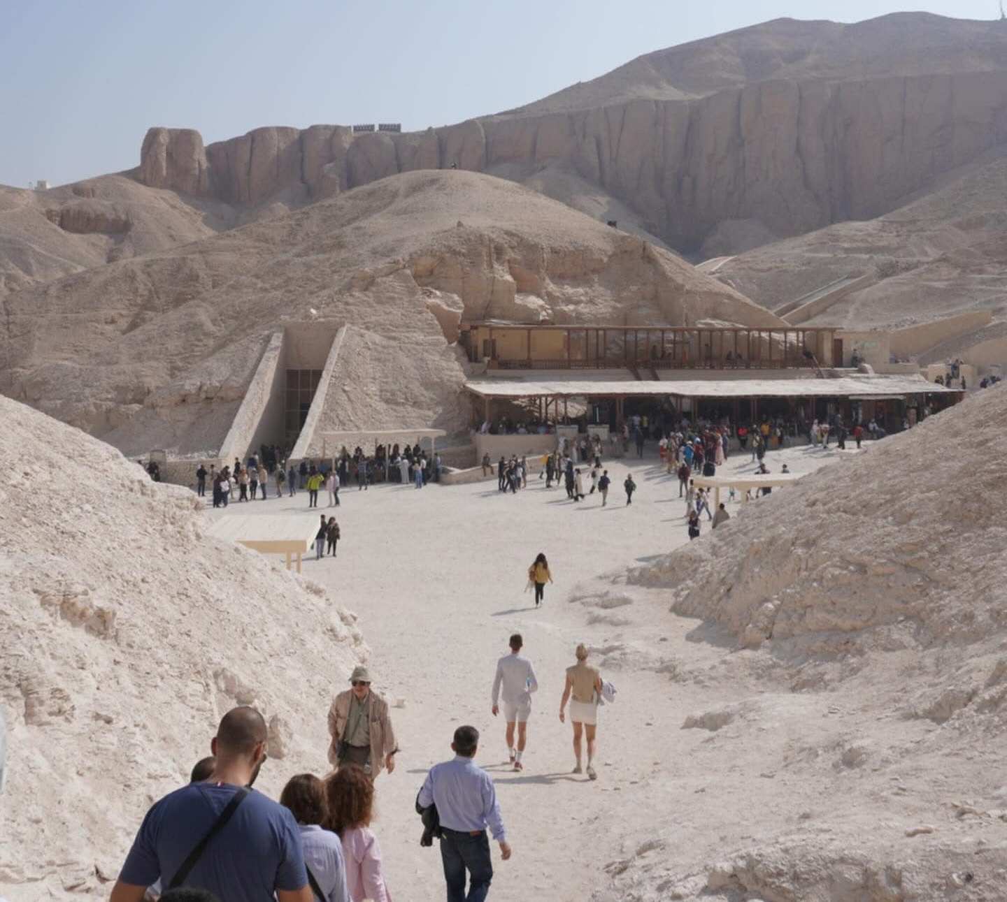 الإقبال السياحى على زيارة مقابر ملوك الفراعنة