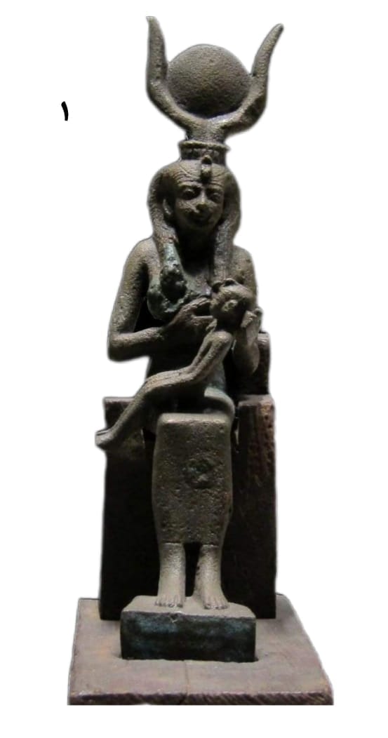 قطعة شهر مارس تمثال من البرونز لإيزيس الربة الحامية والأم العطوفة علي ولدها حورس