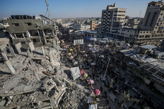 سوق حى النصيرات فى قطاع غزة