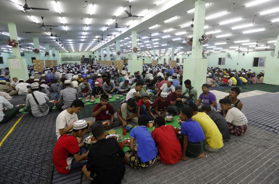 افطار جماعى داخل المساجد