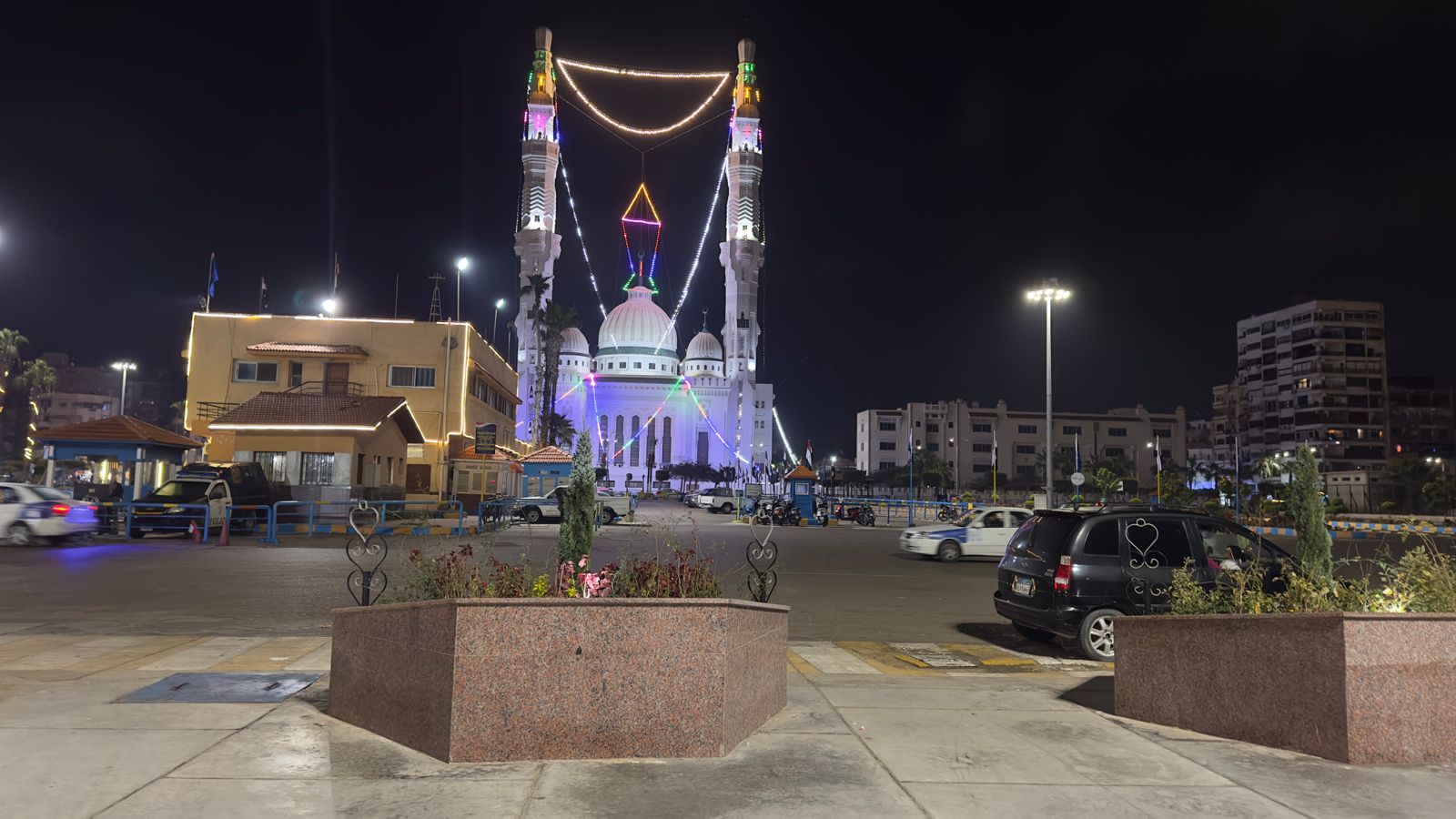 المسجد بمدينة بورفؤاد