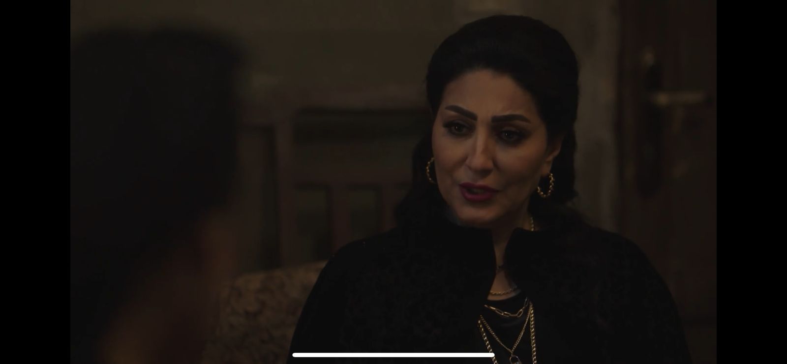 مسلسل حق عرب الحلقة 4 وفاء عامر تفكر في الإعتراف بقتلها عايدة فهمي لتنقذ ابنها (1)