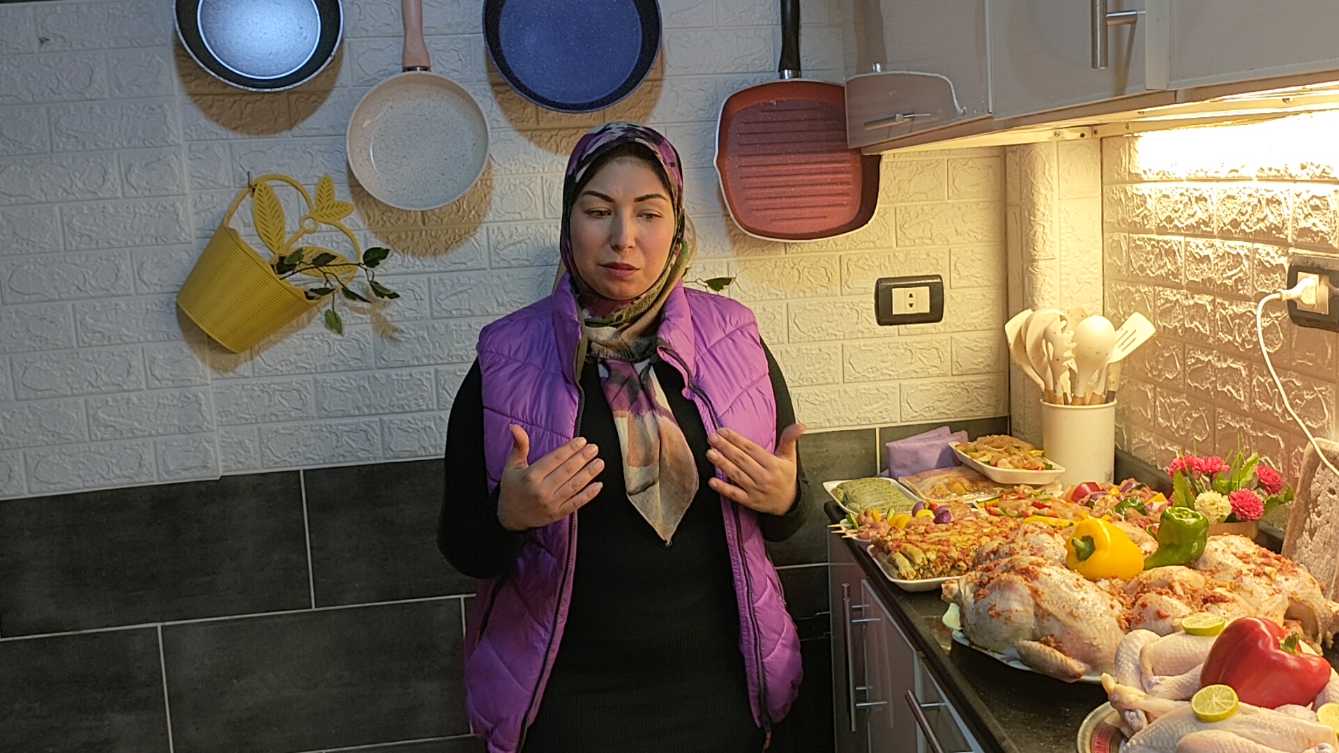 مريم فتاة من الغربية تطلق مبادرة إطعام الطعام