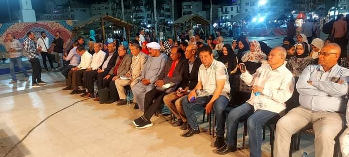 ليالي رمضان تتحول إلى منارة ثقافية في ساحة أبو الحجاج الأقصرى