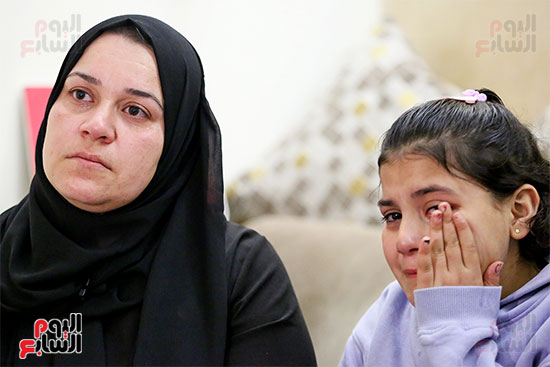 فلسطينية فقدت رضيعها بغزة وتحارب مع ابنتها 4أنواع سرطان