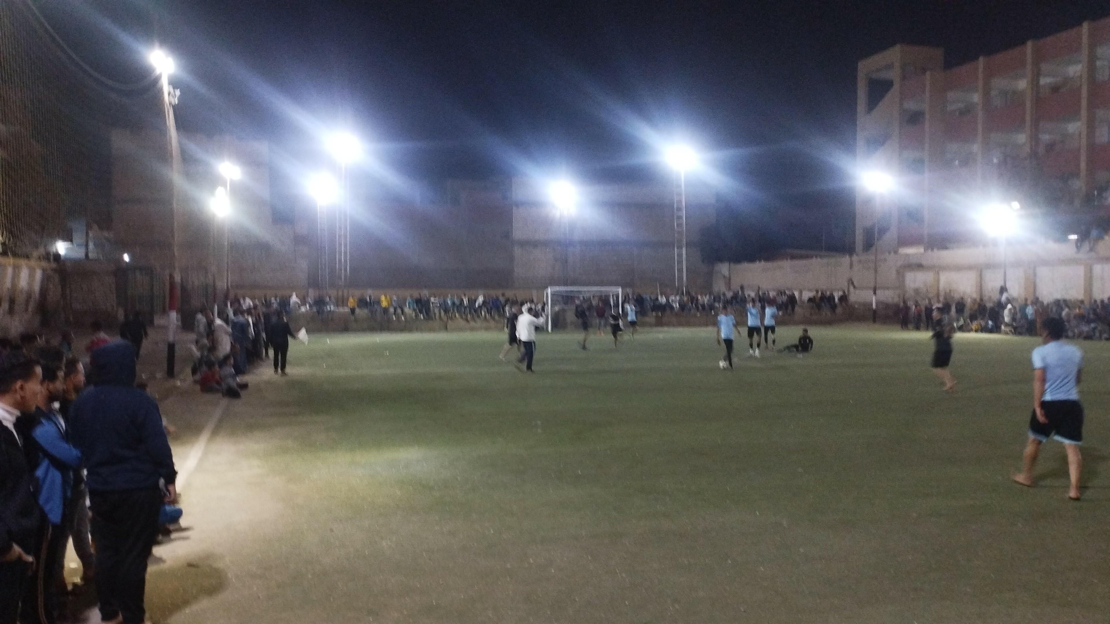  مباراة كرة قدم فى دورة رمضانية بالمنيا (1)