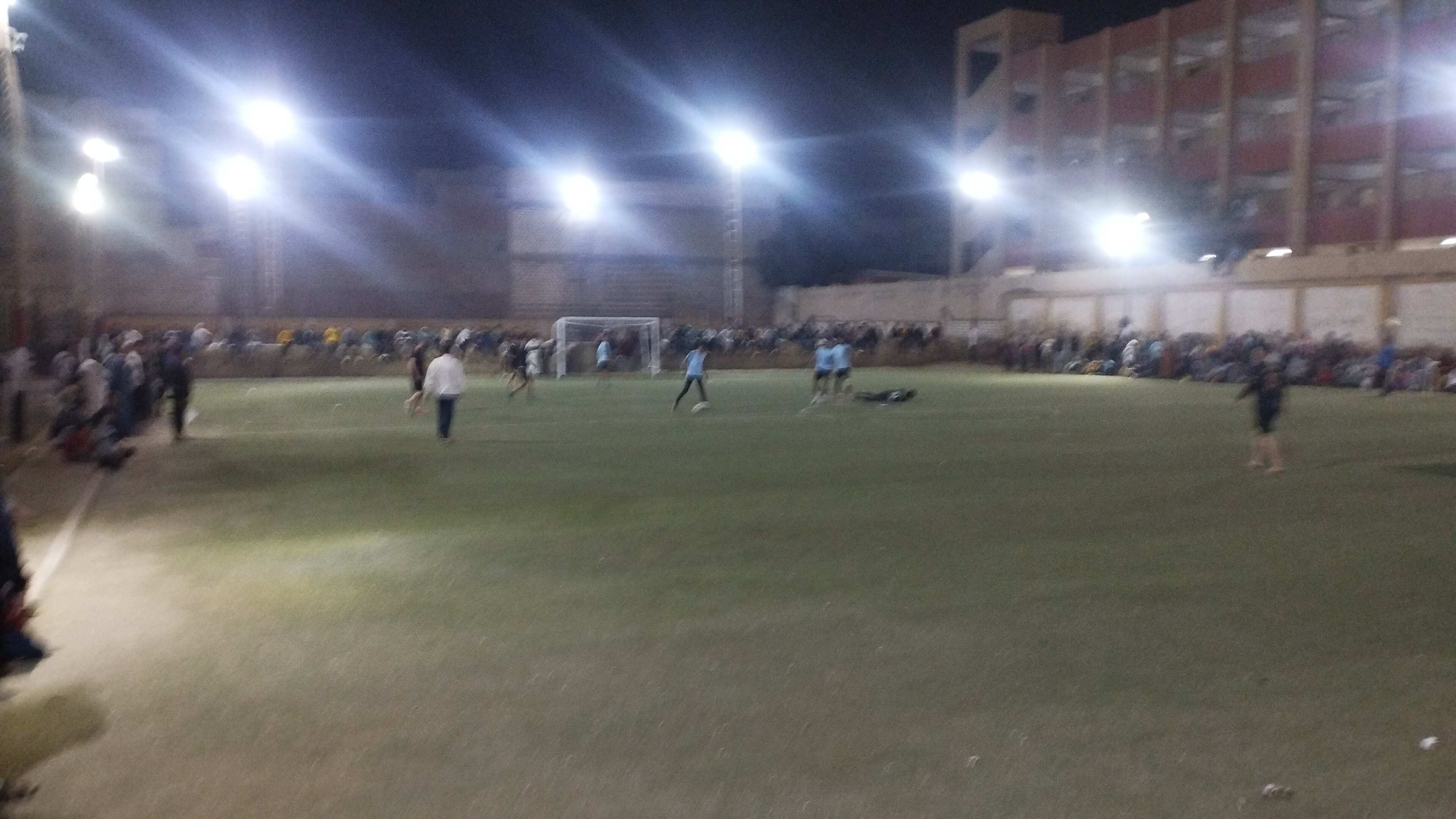  مباراة كرة قدم فى دورة رمضانية بالمنيا (2)