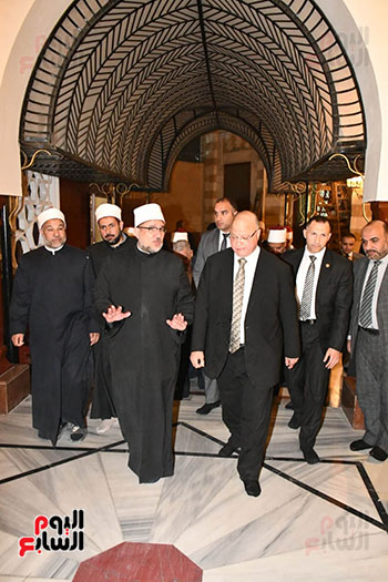 وصول محافظ القاهرة لمقر الاحتفال
