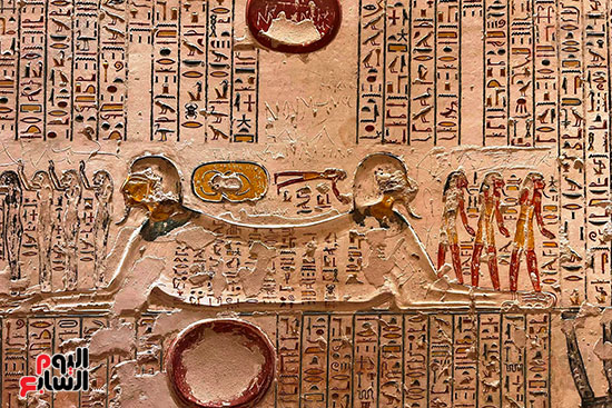 اللوحات الفرعونية في مقبرة رمسيس الخامس ورمسيس السادس