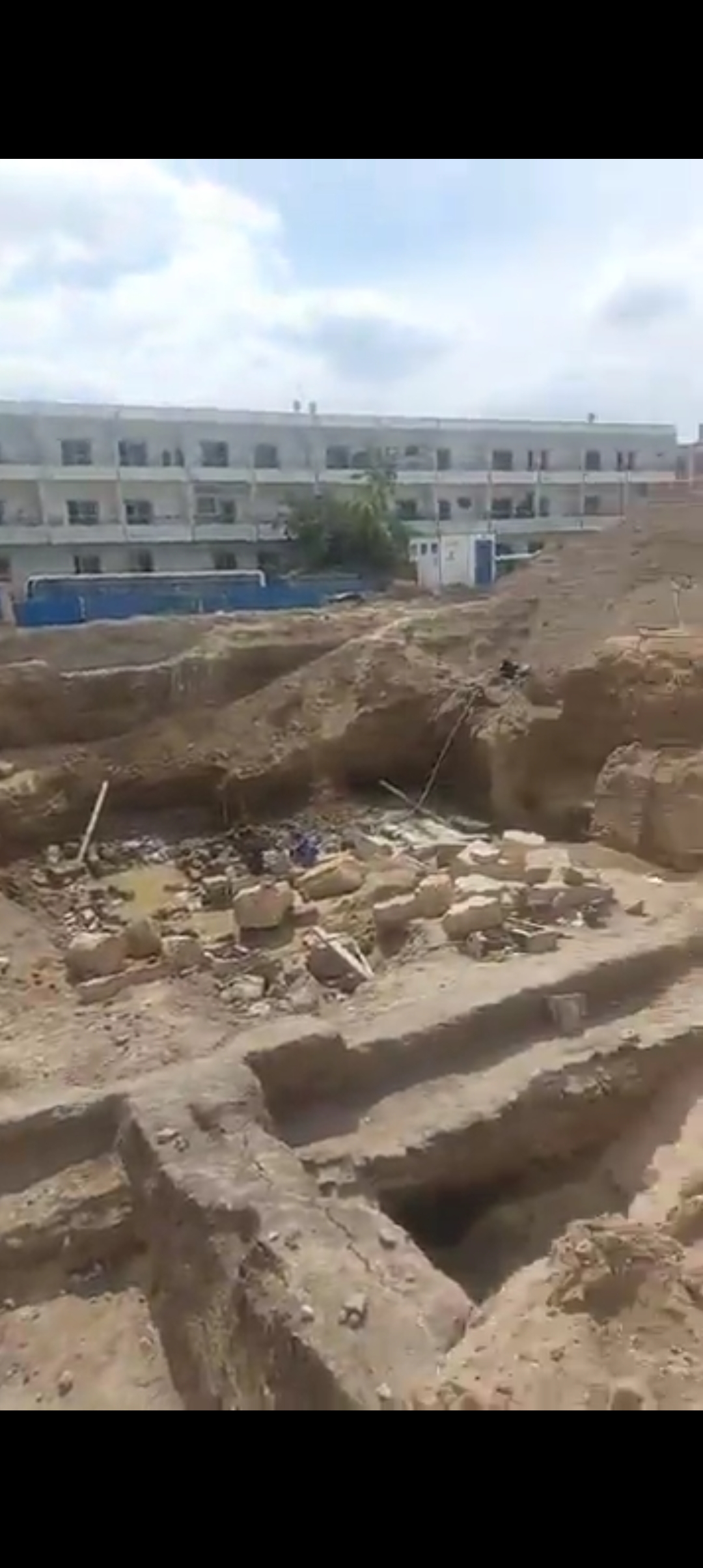 جانب من أعمال الحفر (1)