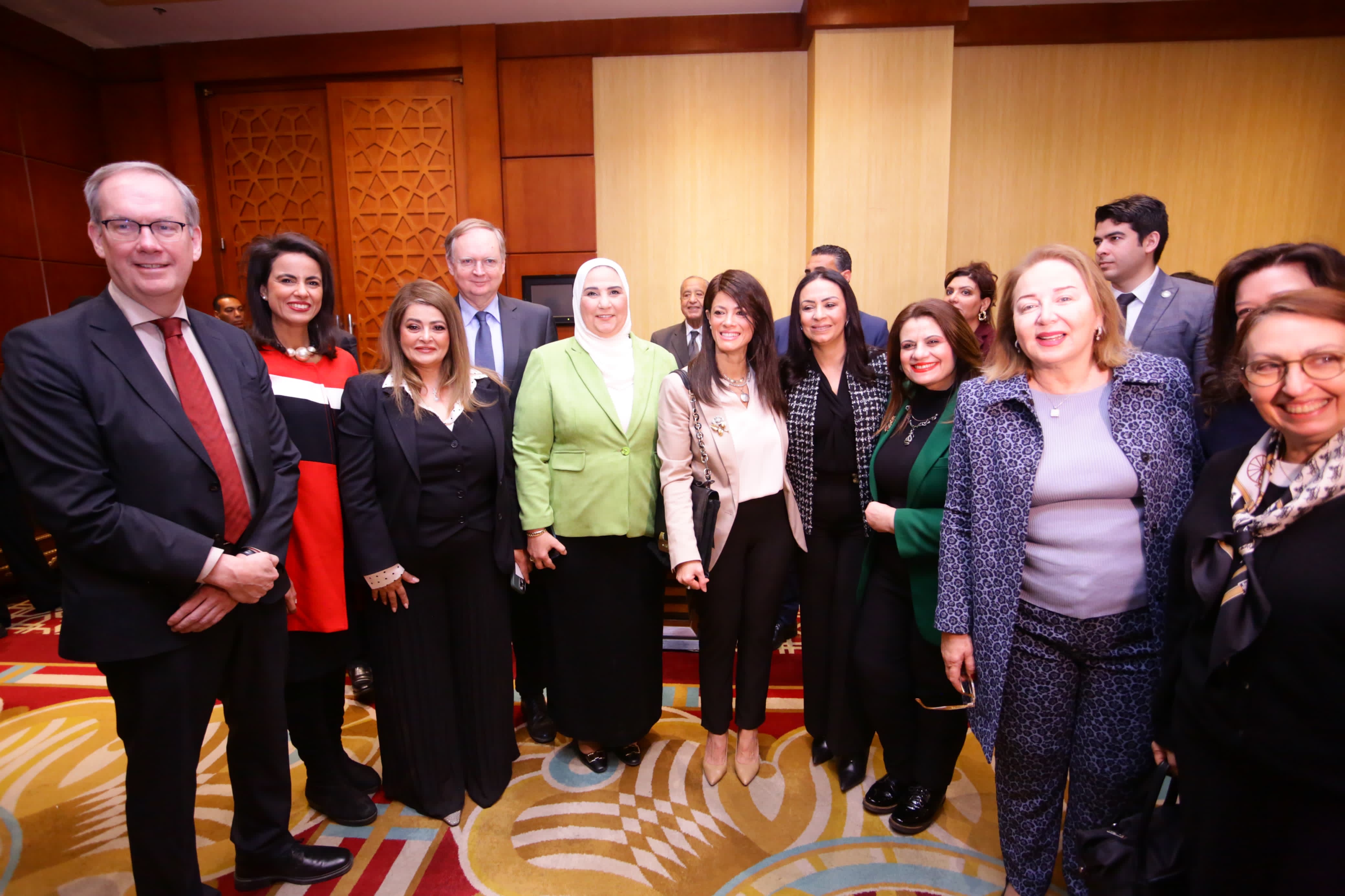 وزيرة التضامن خلال فعاليات منتدى قمة المرأة المصرية تحت عنوان  360 درجة نحو حياة نسائية مزدهرة