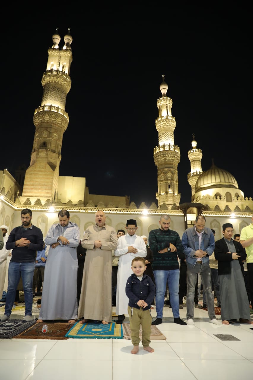 صلاة التراويح بالجامع الأزهر (10)