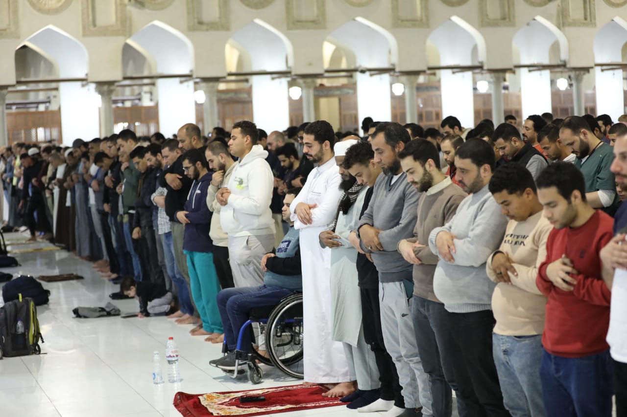 صلاة التراويح بالجامع الأزهر (8)