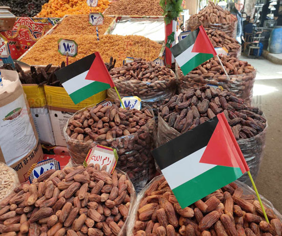 اعلام-فلسطين-علي-منتجات-شهر-رمضان-بالإسكندرية