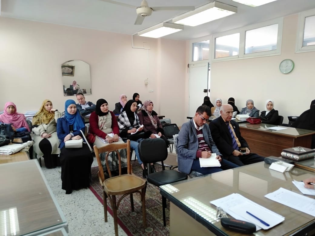 الجلسة العلمية الثانية لقسم اللغة العربية (1)