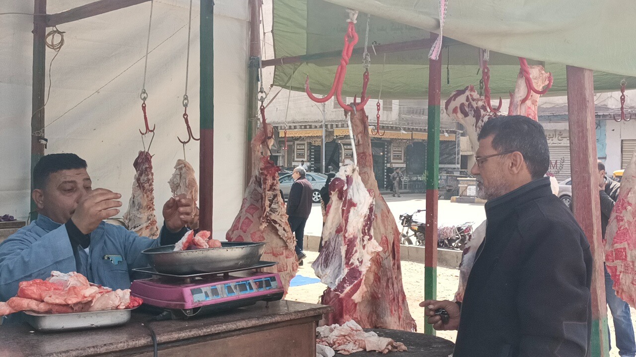 تقديم اللحوم خلال شهر رمضان في دسوق