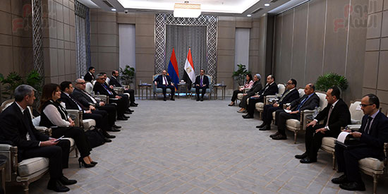 رئيس الوزراء ونظيره الأرميني (20)