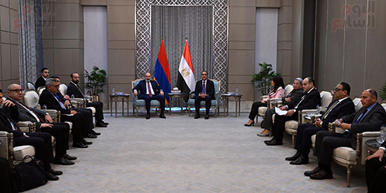 رئيس الوزراء ونظيره الأرميني (16)