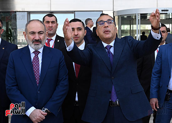 رئيس الوزراء ونظيره الأرميني (12)