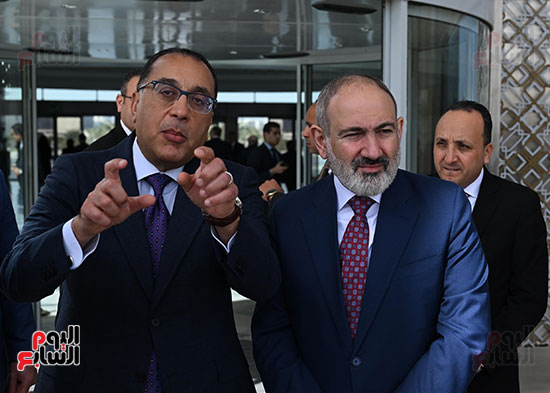 رئيس الوزراء ونظيره الأرميني (8)