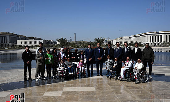 رئيس الوزراء يلتقى عددا من الأطفال ذوى الهمم (4)
