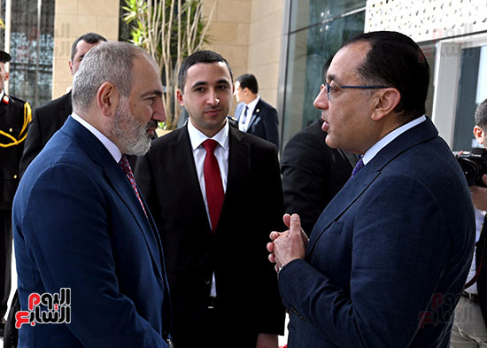 رئيس الوزراء ونظيره الأرميني (3)
