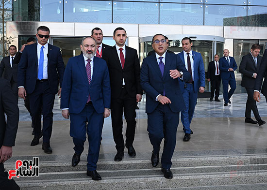 رئيس الوزراء ونظيره الأرميني (9)